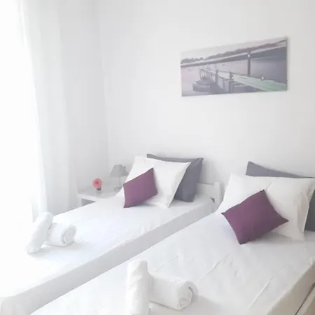Beautiful Center Flat Apartment
